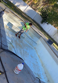 Hurricane Pools and Pressure Washing - Photo 5 - Car repair in , Lakeland