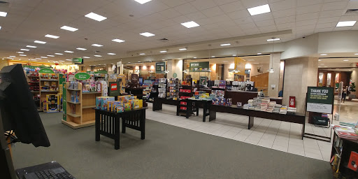 Book Store «Barnes & Noble», reviews and photos, 7851 Tysons Corner Center, McLean, VA 22102, USA