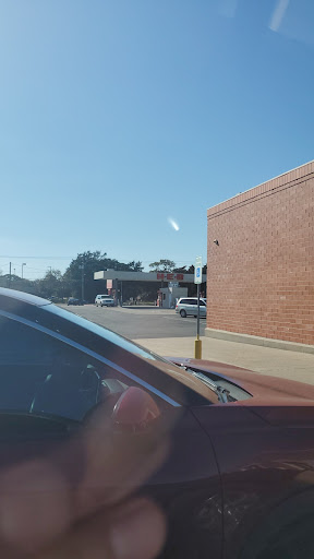 Grocery Store «H-E-B Grocery», reviews and photos, 207 E South St, Alvin, TX 77511, USA