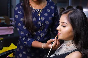 Lovely Ladies Beauty Parlour & Make up Artist image