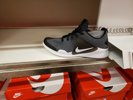 Clothing Store «Nike Factory Store», reviews and photos, 3736 Center Park Dr, West Jordan, UT 84084, USA