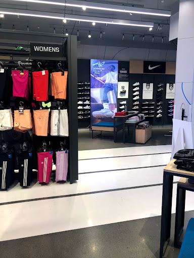 Shoe Store «Finish Line», reviews and photos, 3000 East First Avenue 226, Denver, CO 80206, USA