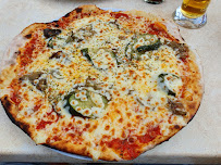 Pizza du Restaurant L'ardenave à Labeaume - n°7