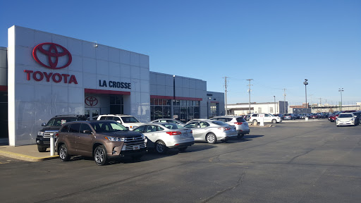 Toyota Dealer «Toyota of La Crosse», reviews and photos, 800 3rd St S, La Crosse, WI 54601, USA