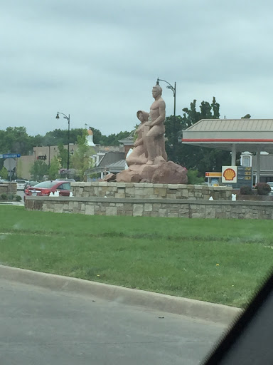 Shopping Mall «The Village», reviews and photos, 6920 Mission Rd, Prairie Village, KS 66208, USA