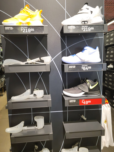Sporting Goods Store «Nike Factory Store», reviews and photos, 5050 Factory Shops Blvd #905, Castle Rock, CO 80108, USA