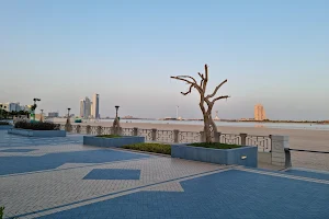 Corniche Sea Side image