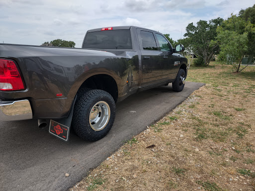 Tire Shop «Discount Tire Store - Bee Cave, TX», reviews and photos, 3922 Ranch Rd 620 S, Bee Cave, TX 78738, USA