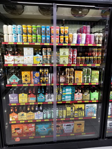 Liquor Store «Gold Crown Liquors Store», reviews and photos, 3425 N Clark St, Chicago, IL 60657, USA