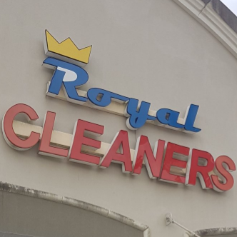 Dry Cleaner «Royal Cleaners», reviews and photos, 3301 W Davis St, Conroe, TX 77304, USA