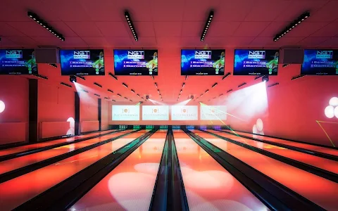 Players Lounge Bowling image
