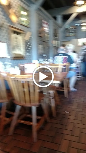 American Restaurant «Cracker Barrel Old Country Store», reviews and photos, 1162 Wayne Ave, Chambersburg, PA 17202, USA