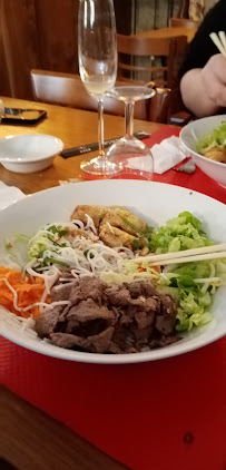 Plats et boissons du Restaurant vietnamien Restaurant Le Garum à Flavigny-sur-Ozerain - n°9