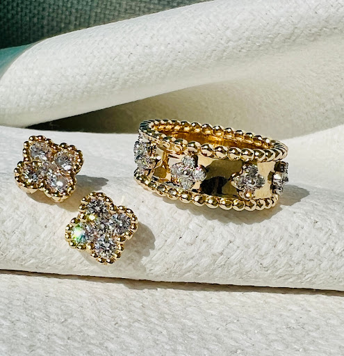 Jewelry Store «Toner Jewelers», reviews and photos, 6285 W 135th St, Overland Park, KS 66223, USA