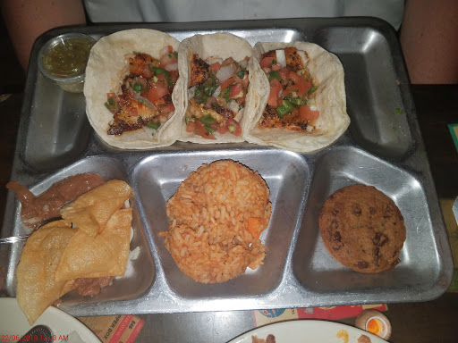 Bar & Grill «Reggies Chicago», reviews and photos, 2105 S State St, Chicago, IL 60616, USA