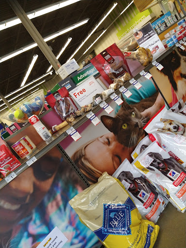 Pet Supply Store «Petco Animal Supplies», reviews and photos, 366 Kroger Way, Versailles, KY 40383, USA