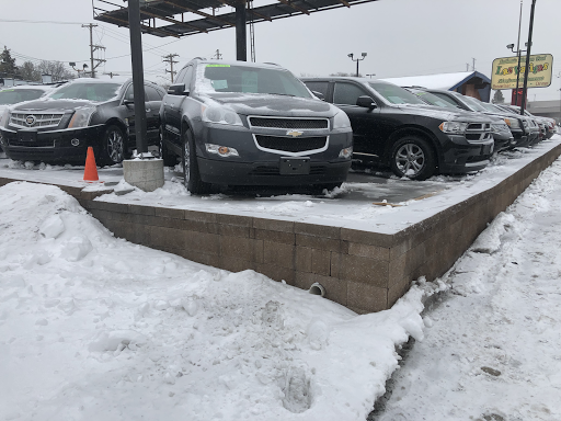 Used Car Dealer «Car King», reviews and photos, 10124 W Greenfield Ave, Milwaukee, WI 53214, USA