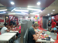 Atmosphère du Restaurant KFC Givors - n°13