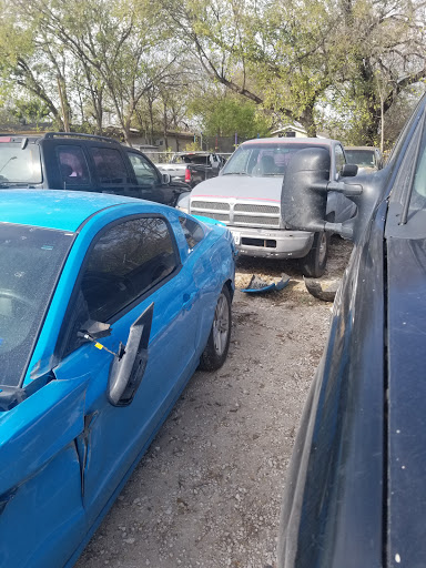 Auto Body Shop «Atlas Body Shop», reviews and photos, 922 E Carson, San Antonio, TX 78208, USA