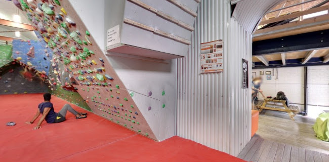 Comments and reviews of Birmingham Bouldering Centre