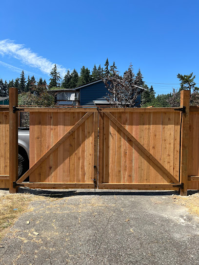 Alpine Fencing - Wood and Chainlink Contractor