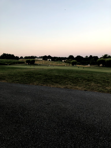Public Golf Course «Hampshire Greens Golf Course», reviews and photos, 616 Firestone Dr, Silver Spring, MD 20905, USA