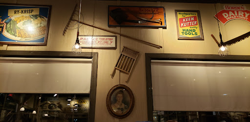 American Restaurant «Cracker Barrel Old Country Store», reviews and photos, 1740 Scenic Hwy N, Snellville, GA 30078, USA