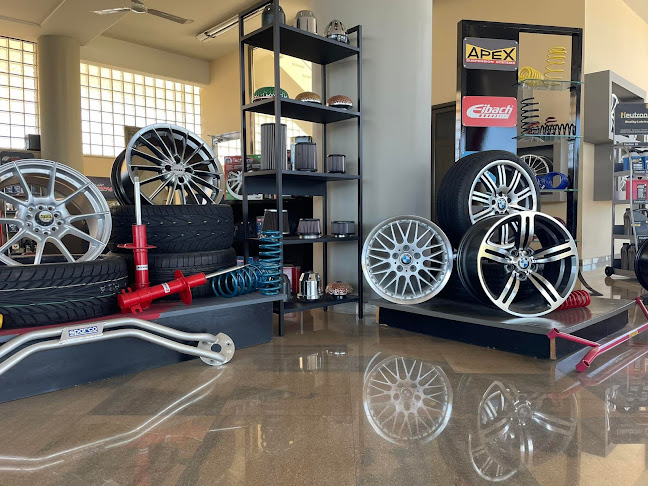 Αξιολογήσεις για το Καραδήμας 4WheelPower Ελαστικά Ζάντες Αξεσουάρ 4x4 στην Αγρίνιο - Κατάστημα ελαστικών