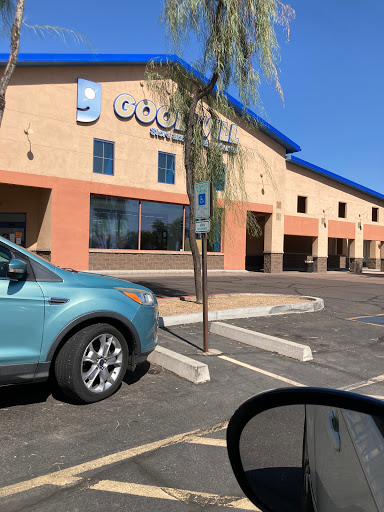 Thrift Store «Lindsay & Warner Goodwill Retail Store & Donation Center», reviews and photos, 874 E Warner Rd, Gilbert, AZ 85296, USA