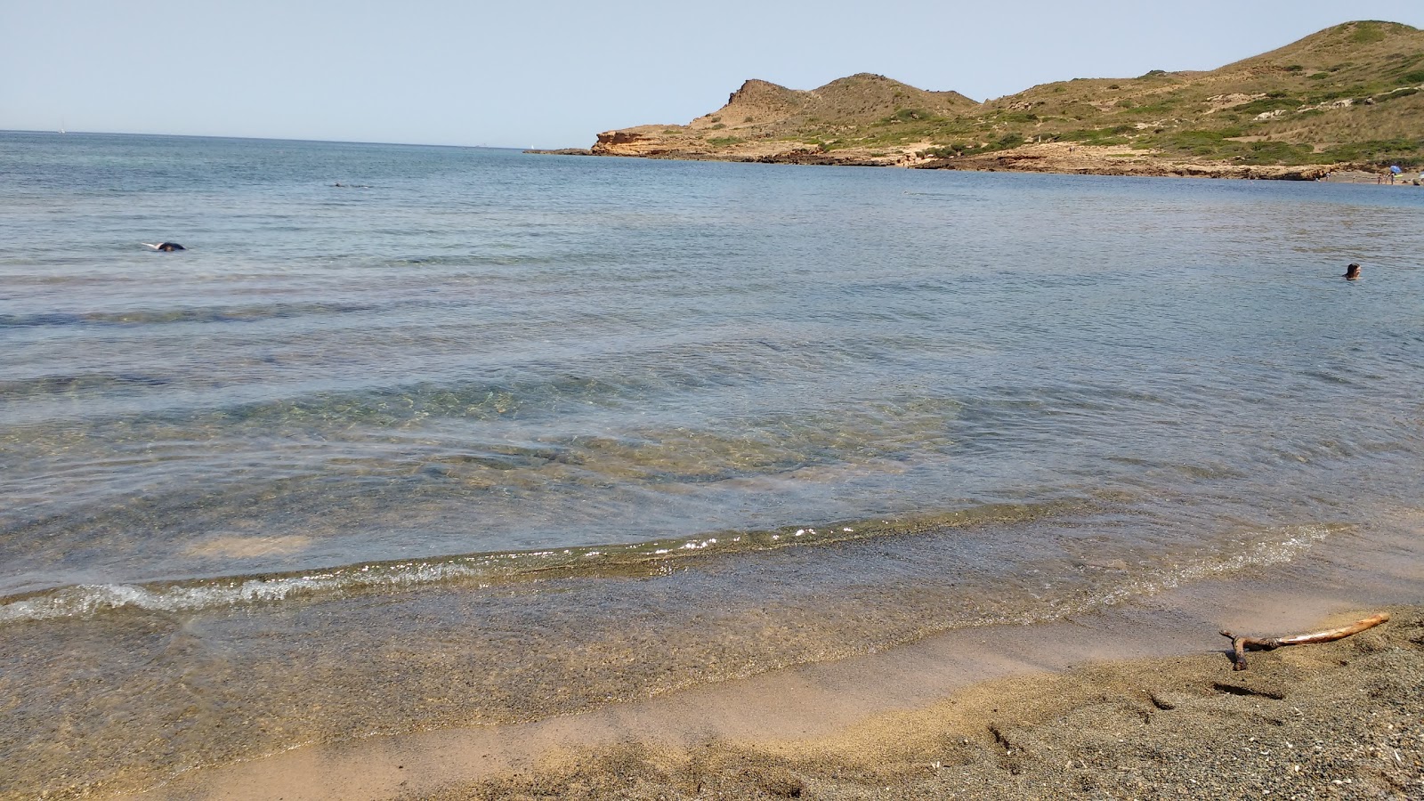 Photo de Platja de Binimel.la situé dans une zone naturelle