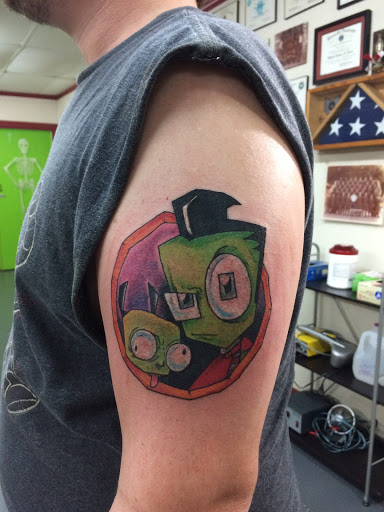 Explore r2d2 tattoo ideas, creative tattoo ideas in Tupelo, available at Tattoo Art