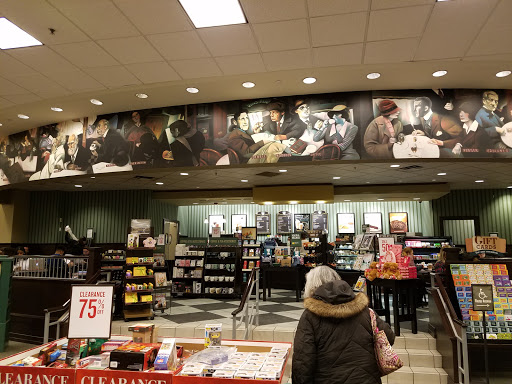 Book Store «Barnes & Noble», reviews and photos, 1245 NY-300, Newburgh, NY 12550, USA