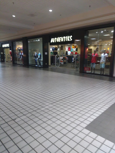 Shopping Mall «Golden East Crossing», reviews and photos, 1100 N Wesleyan Blvd, Rocky Mount, NC 27804, USA