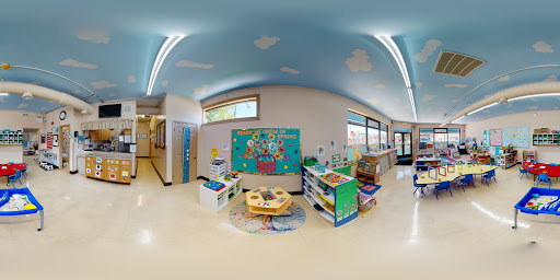 Day Care Center «Toddler Town Daycare Too», reviews and photos, 5934 W Diversey Ave, Chicago, IL 60639, USA