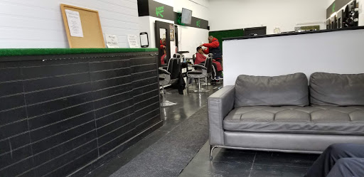 Barber Shop «Uppercuts Round 2 Barbershop», reviews and photos, 116 W Lake St, Minneapolis, MN 55408, USA