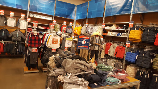 Clothing Store «Old Navy», reviews and photos, 3115 SW Cedar Hills Blvd, Beaverton, OR 97005, USA