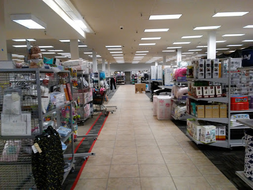 Clothing Store «Burlington Coat Factory», reviews and photos, 833 Lancaster Dr NE, Salem, OR 97301, USA