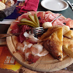 Photo n°5 de l'avis de Stefano.a fait le 09/09/2023 à 20:11 sur le  Capanna Ra Valles 2470 m à Cortina d'Ampezzo