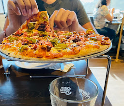 La Brújula Pizza photo