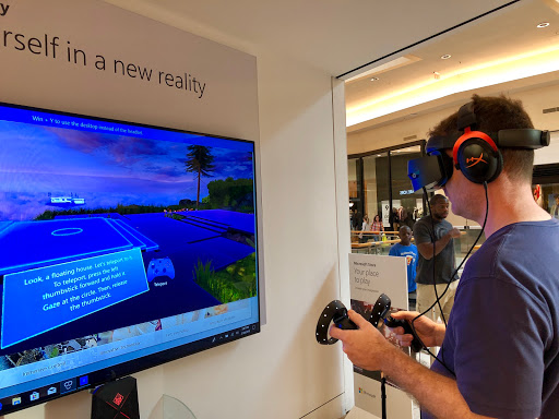 Computer Store «Microsoft Store - International Plaza», reviews and photos, 2223 N Westshore Blvd, Tampa, FL 33607, USA