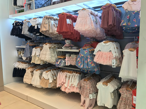 Cheap baby clothes stores Dubai