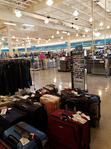 Clothing Store «Ross Dress for Less», reviews and photos, 2565 E Imperial Hwy, Brea, CA 92821, USA