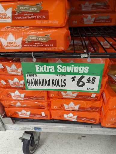 Shopping Mall «The Eureka Mall», reviews and photos, 800 W Harris St, Eureka, CA 95501, USA