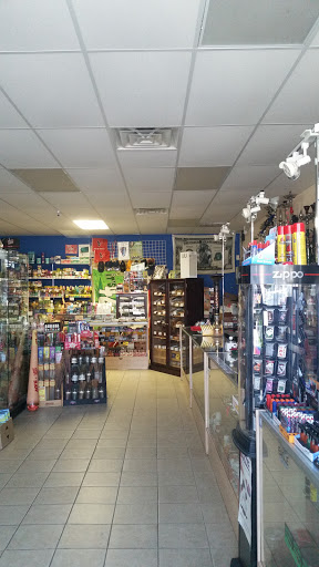 Tobacco Shop «Smoke N Pipes Smoke Shop», reviews and photos, 5306 Washington Ave, Houston, TX 77007, USA