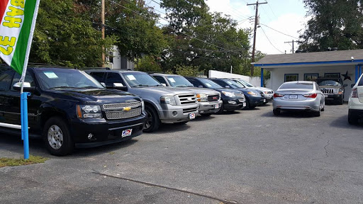 Used Car Dealer «Long Motors», reviews and photos, 1200 E Cesar Chavez St, Austin, TX 78702, USA