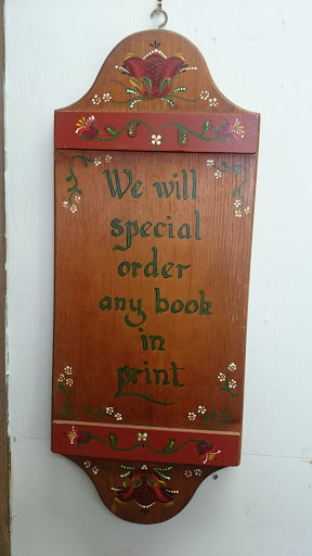 Book Store «Learned Owl Book Shop», reviews and photos, 204 N Main St, Hudson, OH 44236, USA