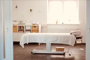 Felizitas Gleiß - Massagepraxis image