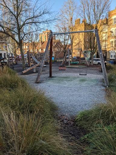 Pullens Gardens Play Area