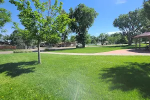 Plaza Verde Park image