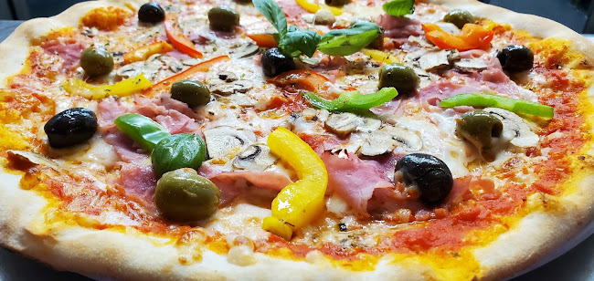 Reviews of Osteria Italian Takeaway And Delivery in Hull - Pizza
